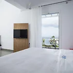 Apartahotel Loizos Stylish Residences Fira (Santorini)