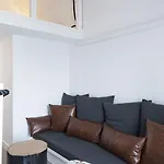 Loizos Stylish Residences 4* Fira (Santorini)
