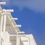 Loizos Stylish Residences Apartahotel