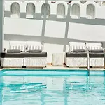 Loizos Stylish Residences 4* Fira (Santorini)