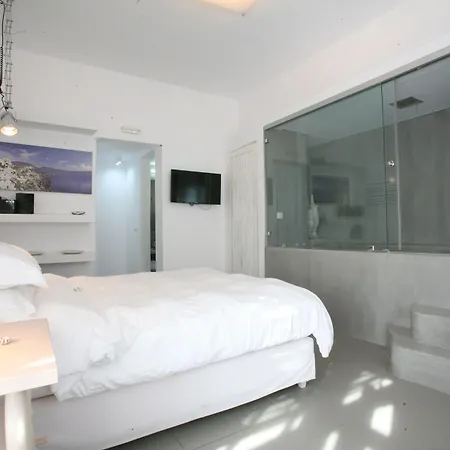 Loizos Stylish Residences