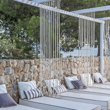 Lejlighedshotel Loizos Stylish Residences