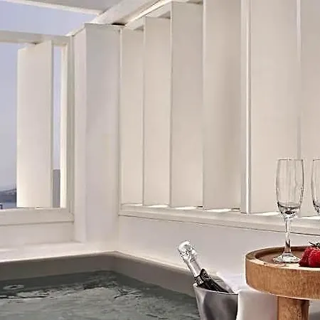 Loizos Stylish Residences شقة فندقية ثيرا