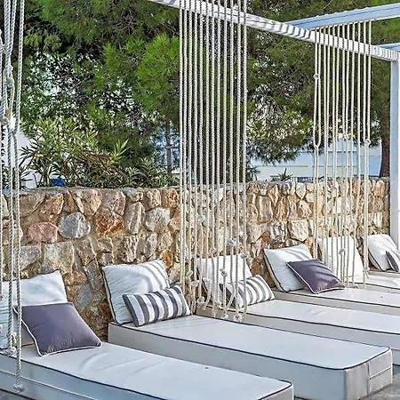 شقة فندقية Loizos Stylish Residences 4*