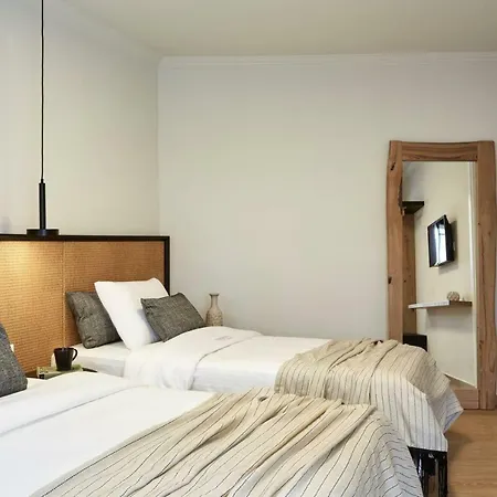 Loizos Stylish Residences 3* Fira (Santorini)