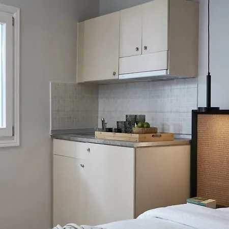 Aparthotel Loizos Stylish Residences 3*