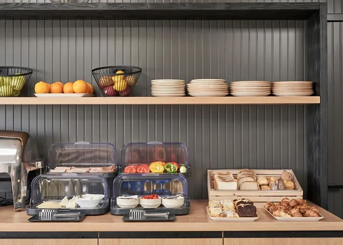 Loizos Stylish Residences Апарт-отель 4*