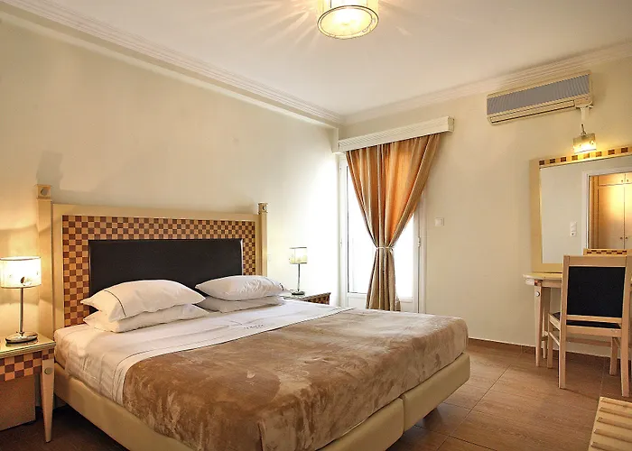 Апарт-отель Loizos Stylish Residences