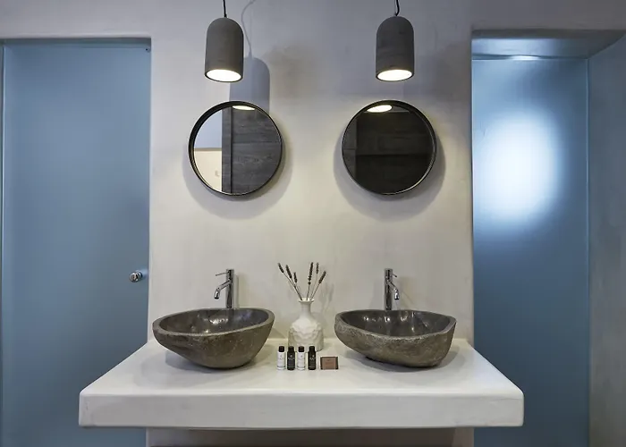 Апарт-отель Loizos Stylish Residences