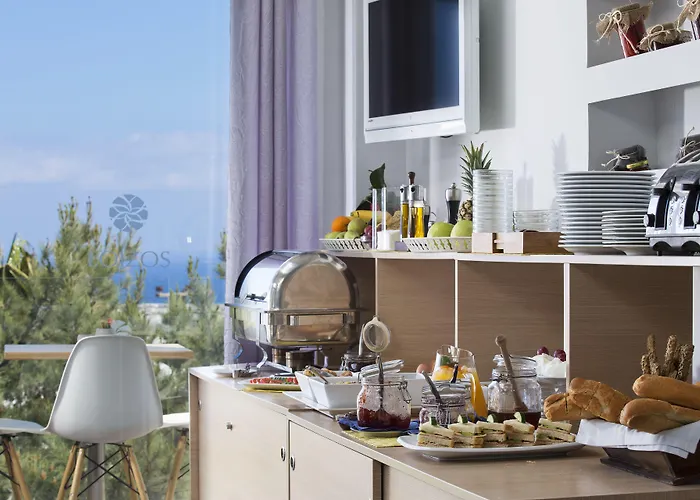 Loizos Stylish Residences Тира