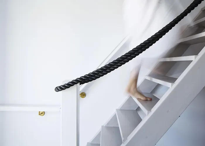 Апарт-отель Loizos Stylish Residences Тира