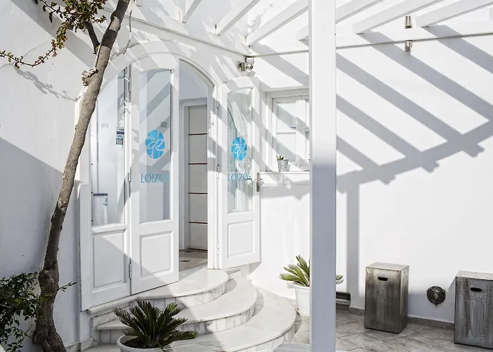 Loizos Stylish Residences Тира