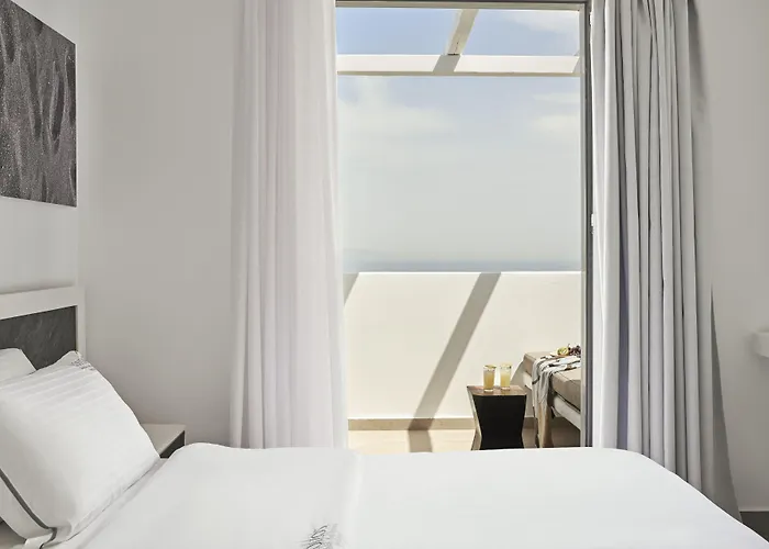 Loizos Stylish Residences Апарт-отель Тира