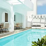 מלון דירות Loizos Stylish Residences סנטוריני