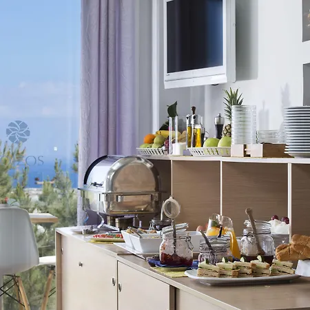 ロイゾス スタイリッシュ レジデンシズ サントリーニ