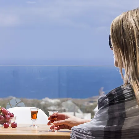 Aparthotel Loizos Stylish Residences 4*