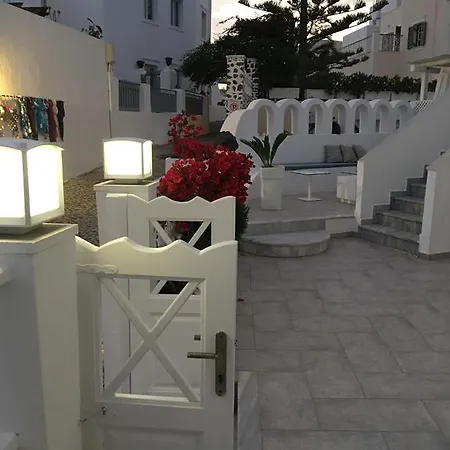 Loizos Stylish Residences 4* Fira (Santorini)
